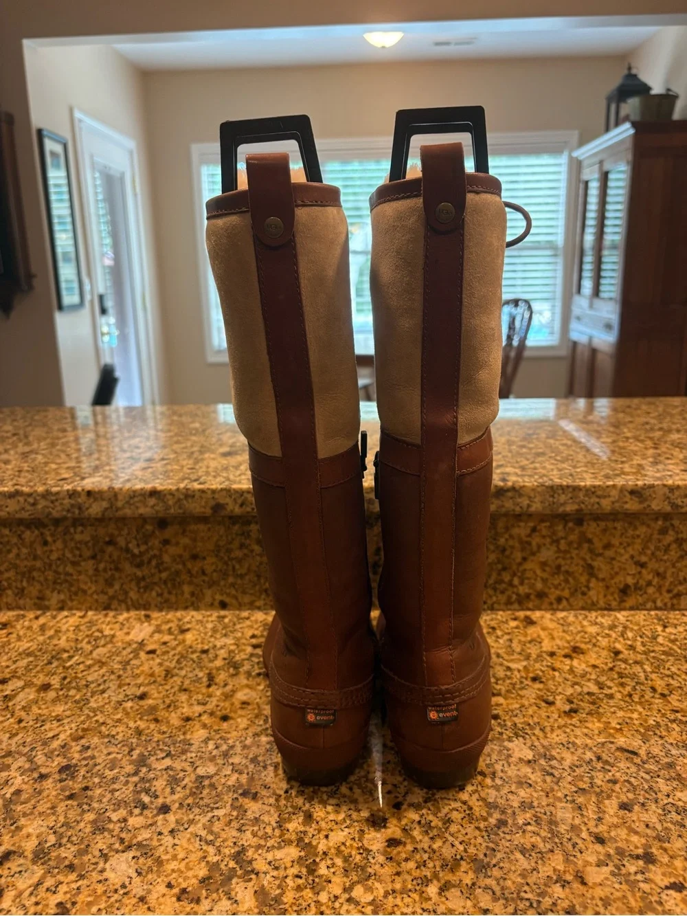 NWOT UGG belcloud tall fleece lined brown snow boots size 7